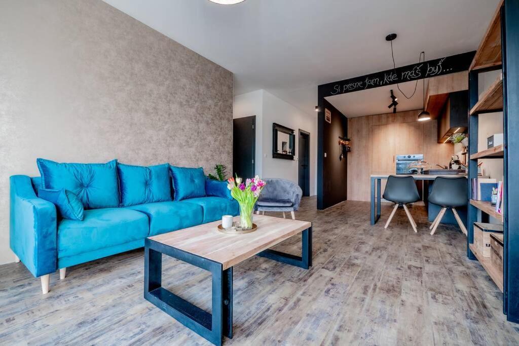B10 Business Apartments Žilina Esterno foto