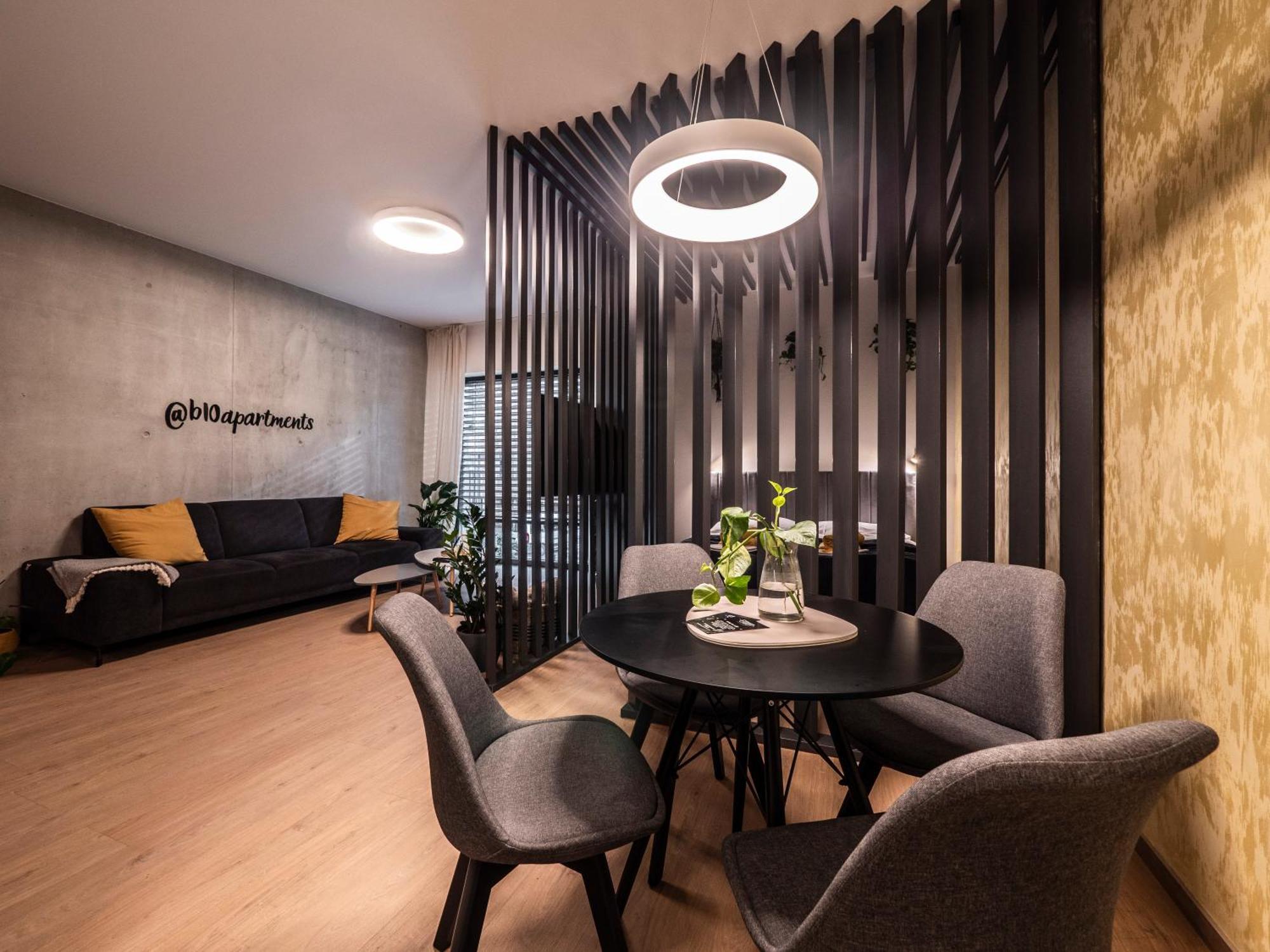 B10 Business Apartments Žilina Esterno foto