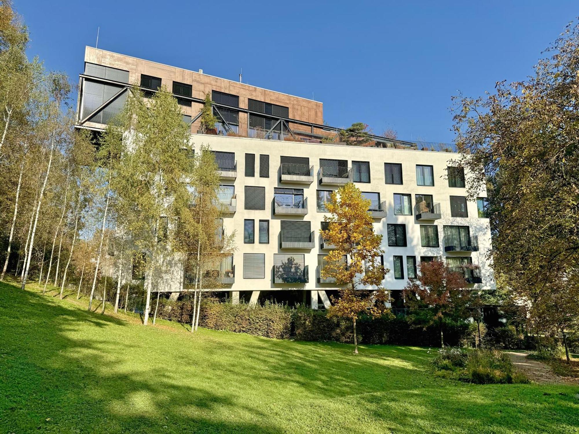 B10 Business Apartments Žilina Esterno foto